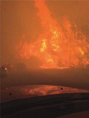 포트맥머리시 화재 초기 모습