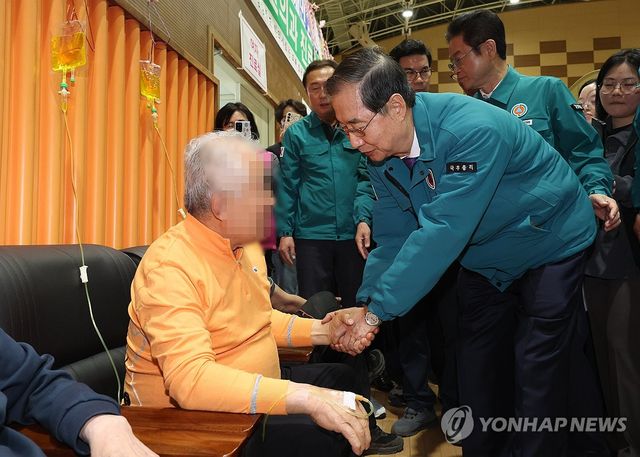 한덕수 권한대행, 산불 이재민 의료지원 점검