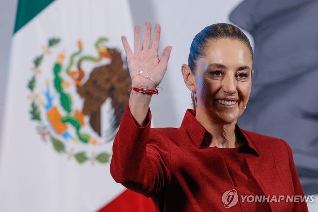 2일(현지시간) 기자회견하는 멕시코 대통령