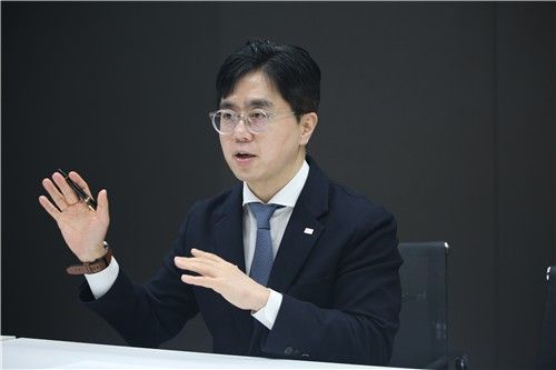 인터뷰하는 김남기 미래에셋자산운용 ETF운용부문 대표