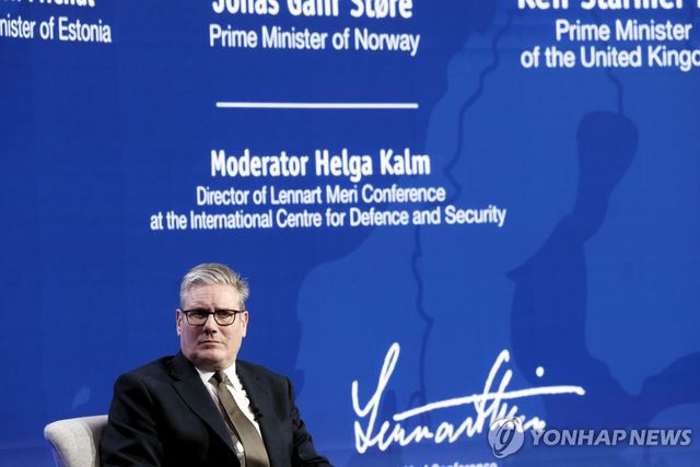 작년 12월 합동원정군 정상회의 참석한 스타머 총리