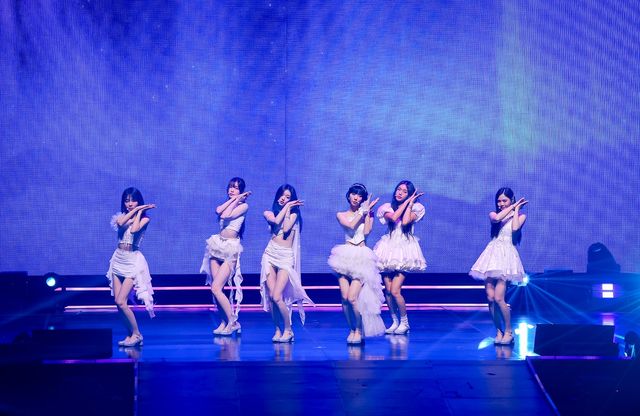 10주년 맞은 걸그룹 오마이걸