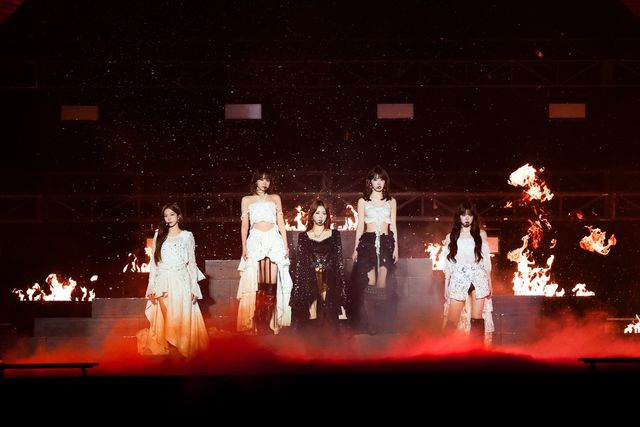 르세라핌 월드투어 '이지 크레이지 핫'