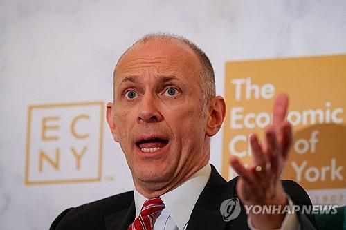 오스탄 굴스비 미 시카고 연은 총재