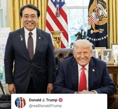 도널드 트럼프 미국 대통령과 아카자와 료세이 일본 경제재생상