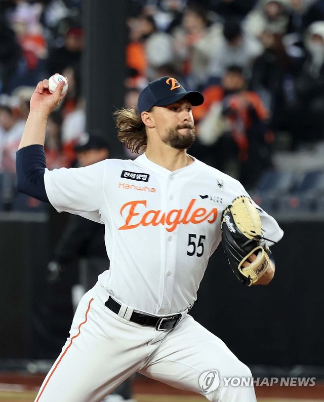 역투하는 와이스