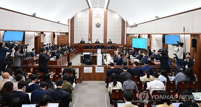 윤석열 전 대통령 2차 공판