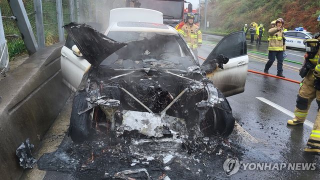 아산로 화재 차량