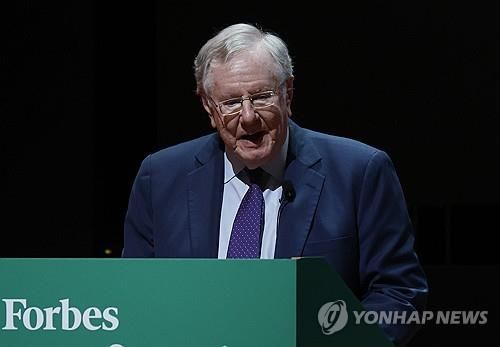 스티브 포브스 회장