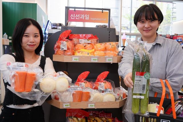 세븐일레븐, 롯데마트 손잡고 과일·정육 등 신선식품 강화 
