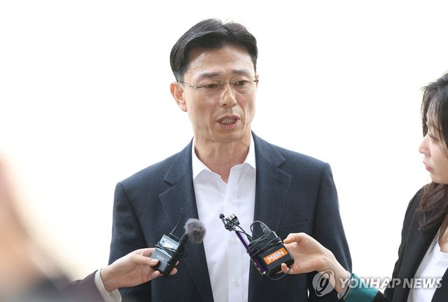 질문 답하는 임성근 전 사단장