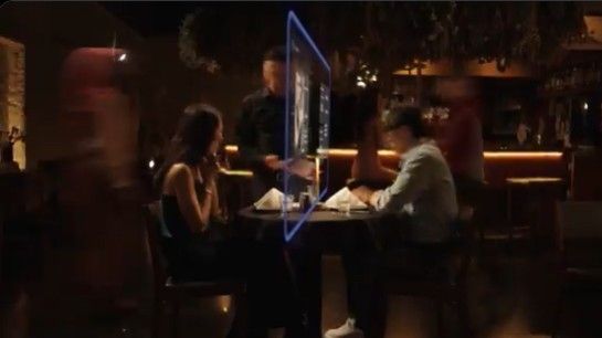 클루엘리 영상 속 한 장면