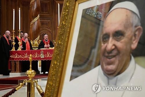 선종한 프란치스코 교황을 위한 추모 미사 