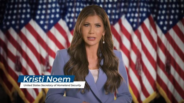 크리스티 놈 장관이 등장한 미국의 불법이민 단속 광고