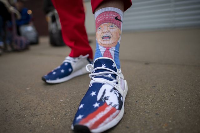 '트럼프 양말' 