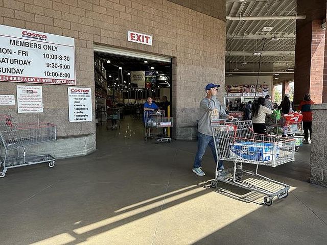 소비 줄인 미국인들