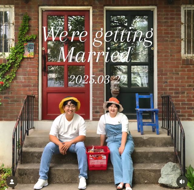 '딸기요정' 오수빈(오른쪽) 씨와 남편 최준환 씨