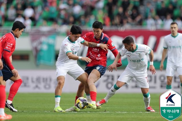 김천상무 유강현