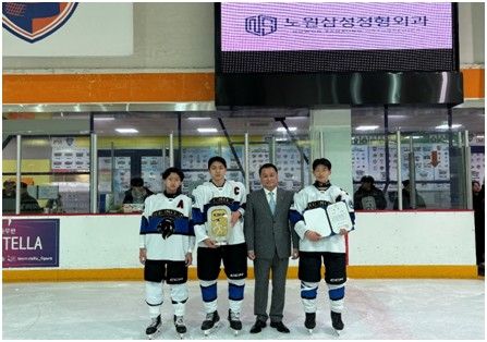 우승을 차지한 중동중학교