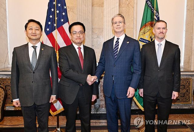 한-미 2+2 통상협의 시작