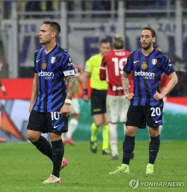 코파 이탈리아 결승 진출에 실패한 인터 밀란 선수들.
