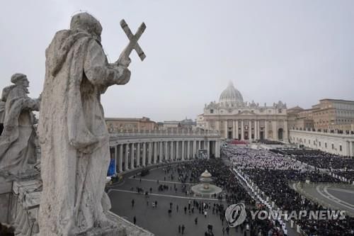 2023년 1월 5일 거행된 베네딕토 16세 전 교황 장례 미사 모습