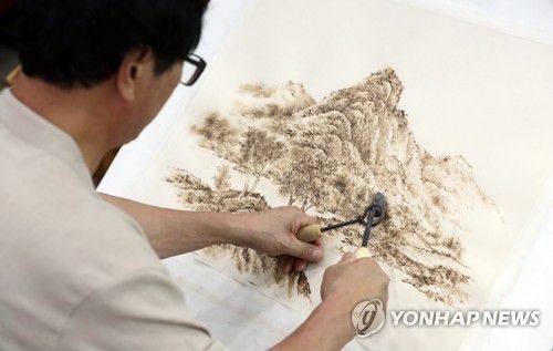 김영조 장인의 낙화 시범