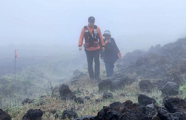 119구급대에 의해 구조된 고사리 채취객