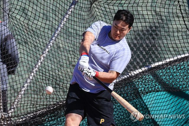 타격 훈련하는 최지만