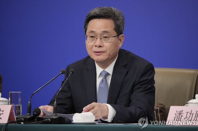 란포안 중국 재정부장