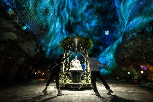 장령산 숲 속 동굴 체험파크 내 소원바위