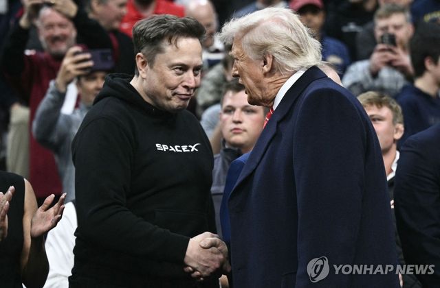 도널드 트럼프 미국 대통령과 일론 머스크