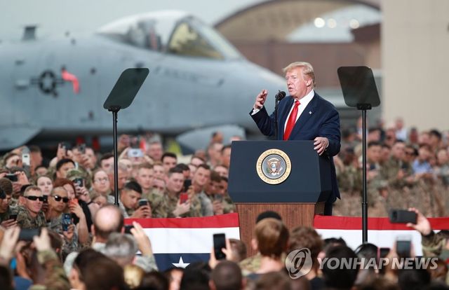 2019년 주한미군 오산공군기지 방문한 당시 트럼프 미국 대통령