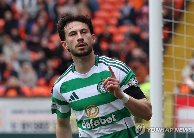 멀티골 폭발한 니콜라스 퀸