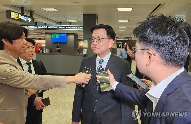 미국 도착한 최상목 경제부총리