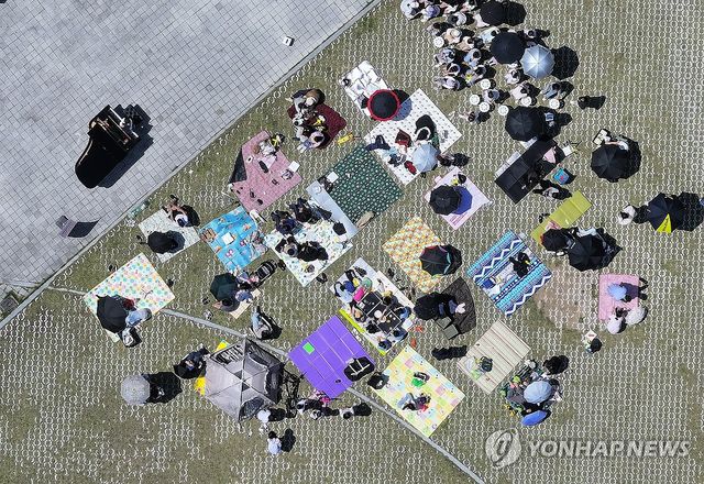 피아노가 연주하는 봄