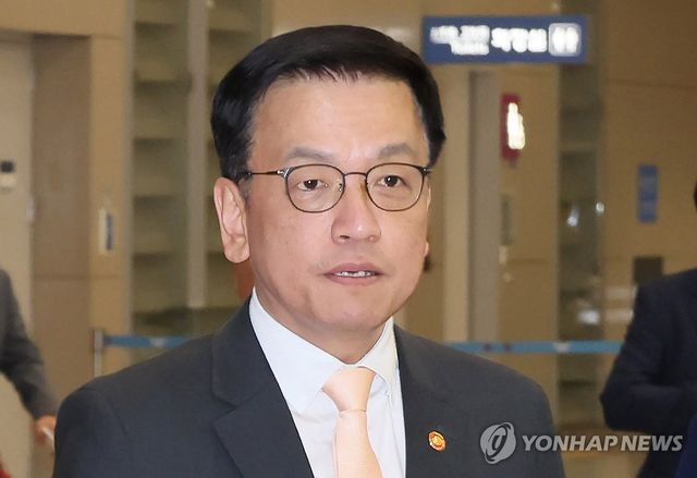 최상목 경제부총리, 방미 마치고 귀국