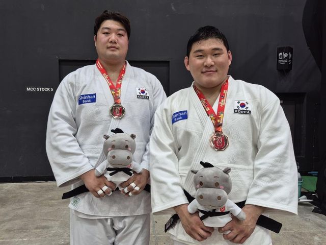 남자 유도 최중량급 이승엽(왼쪽)과 김민종