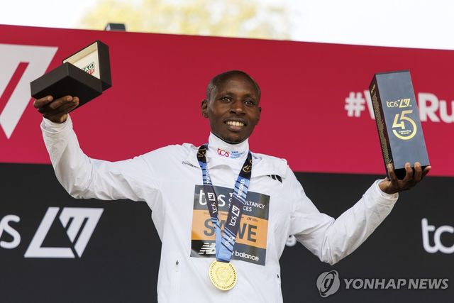 사웨, 런던 마라톤 우승