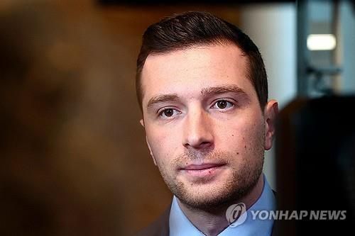 조르당 바르델라 국민연합(RN) 대표