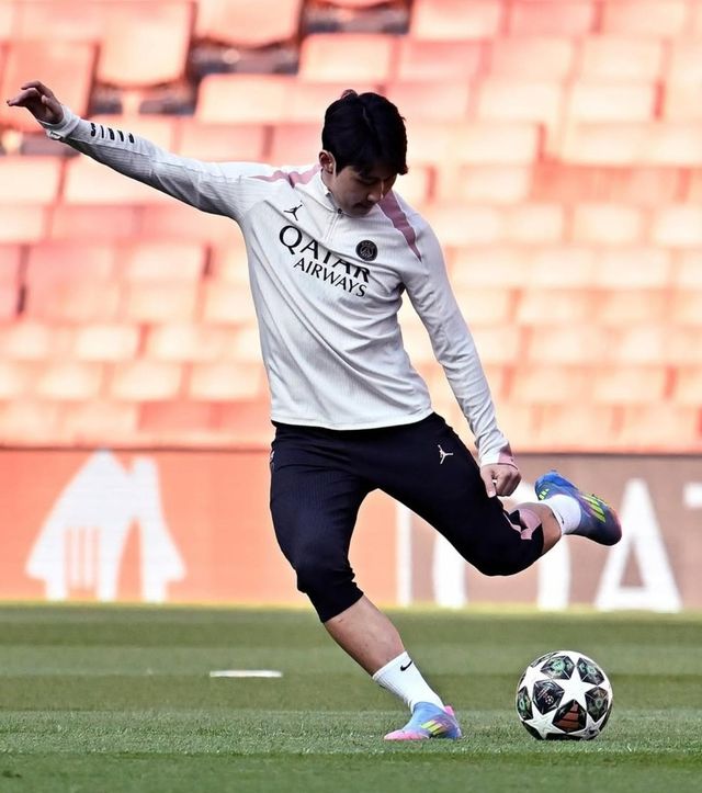 UCL 4강 1차전을 앞두고 훈련에 나선 이강인