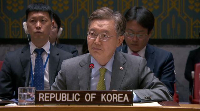 안보리 발언하는 황준국 주유엔 대사