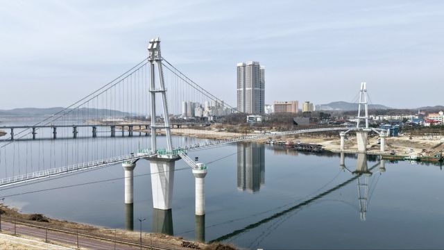 2025년 5월 정식 개통하는 여주 남한강 출렁다리