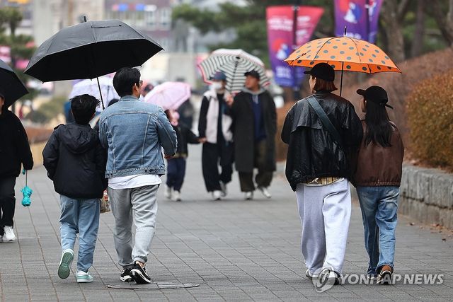 가벼운 봄비, 가벼운 옷차림