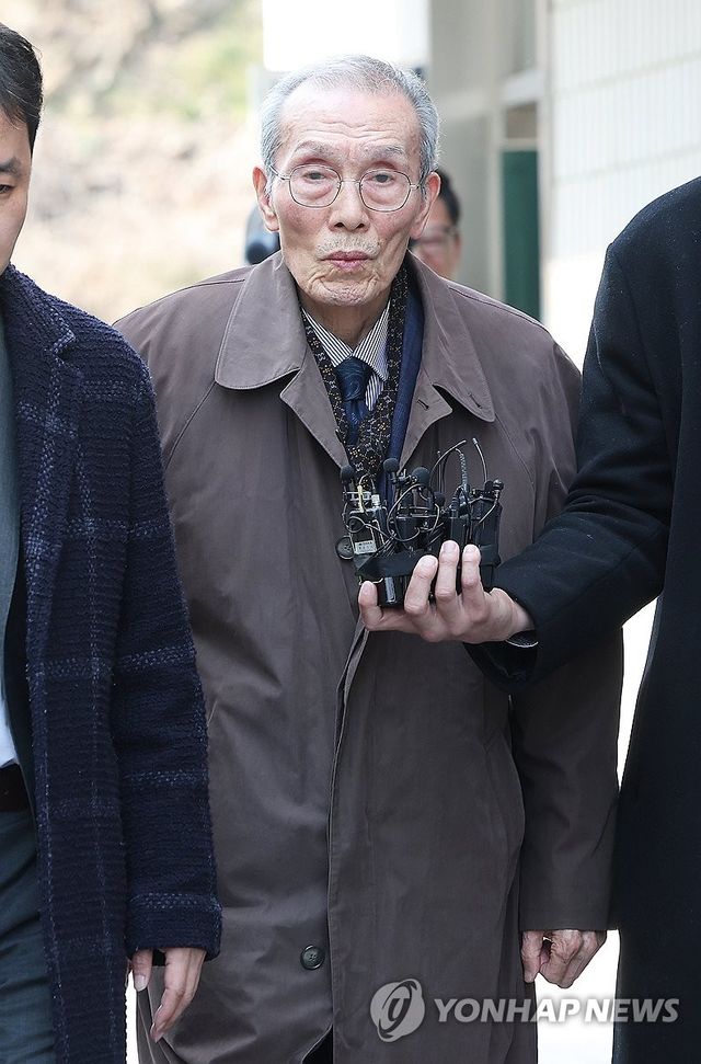 '강제추행 혐의' 배우 오영수 1심서 징역형 집행유예