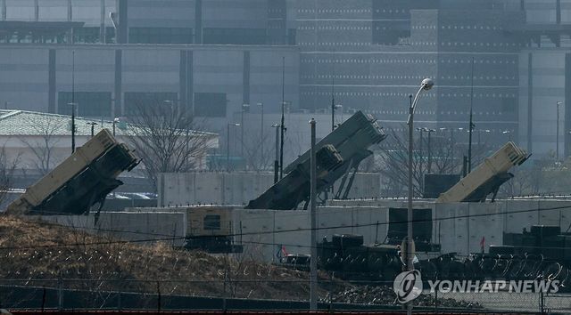 캠프 험프리스의 패트리엇 미사일