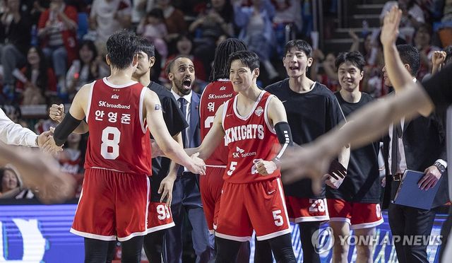 승기 잡은 SK 환호