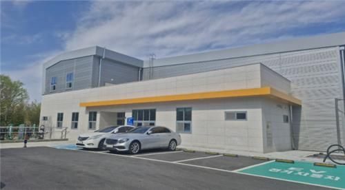 울주군에 배드민턴 전용 실내구장 문 열어