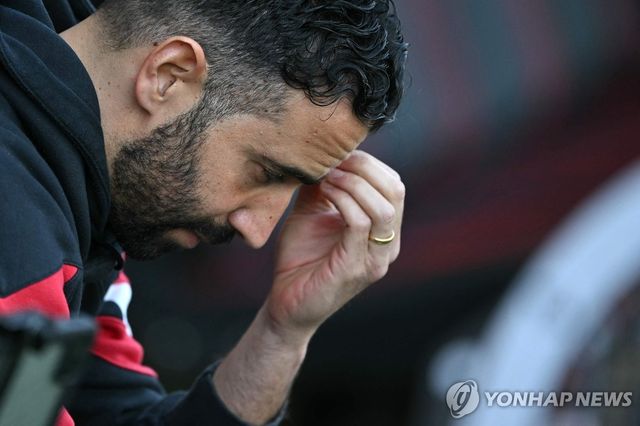 위기의 남자 아모링