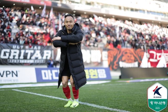 주말 관제탑 세리머니 펼쳐야 할 문선민